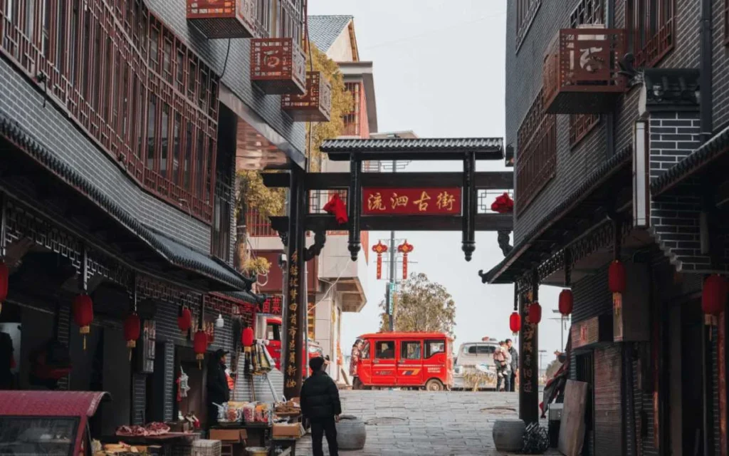 Market in a Chinese town