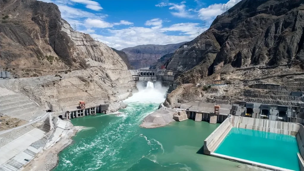 World’s Tallest Dam in Sichuan