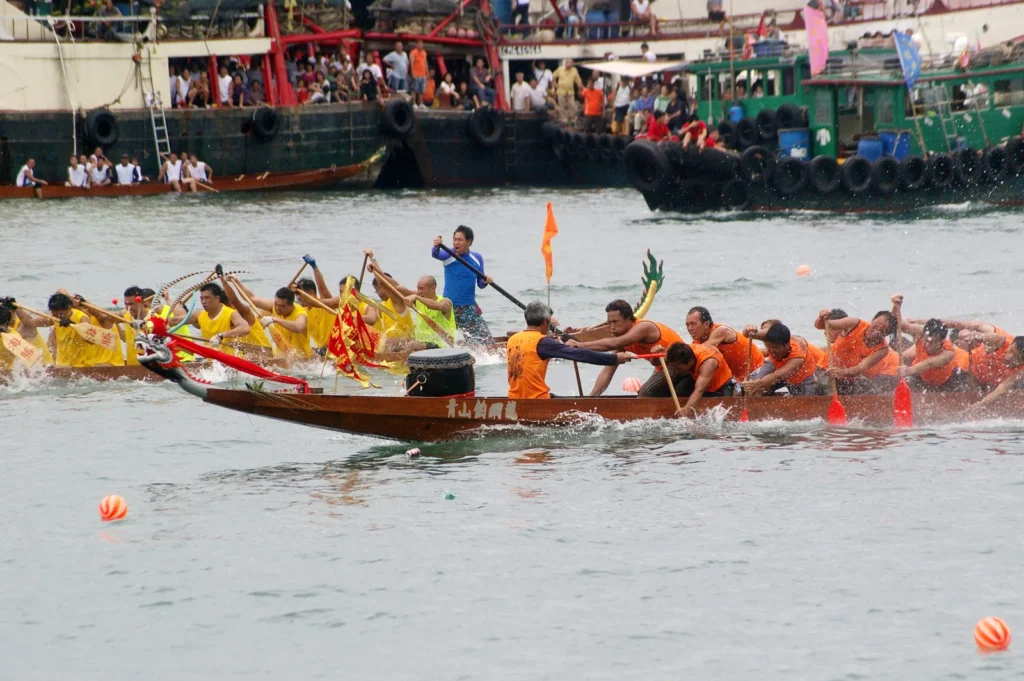 Dragon boat race in Tung Ng Festival