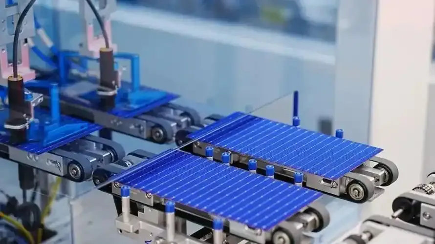 Solar cells on automated production line