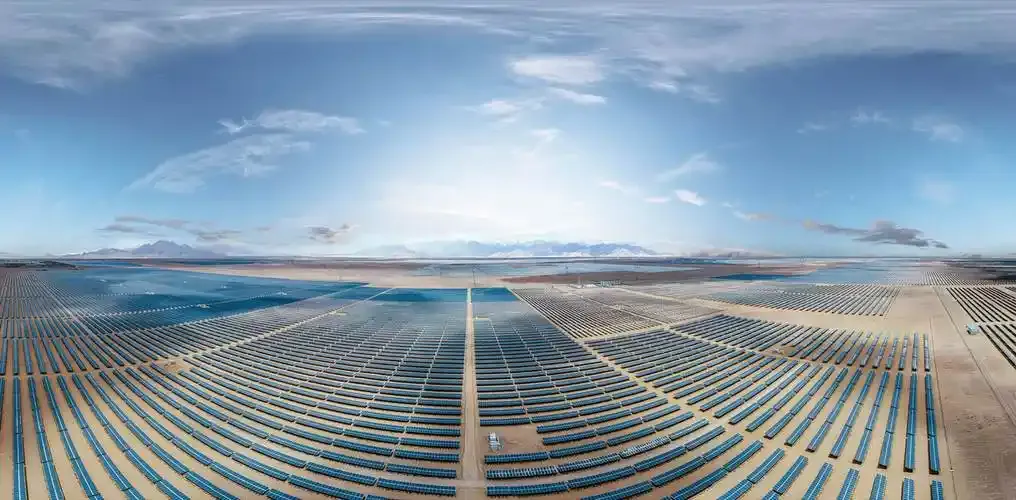 Large solar farm