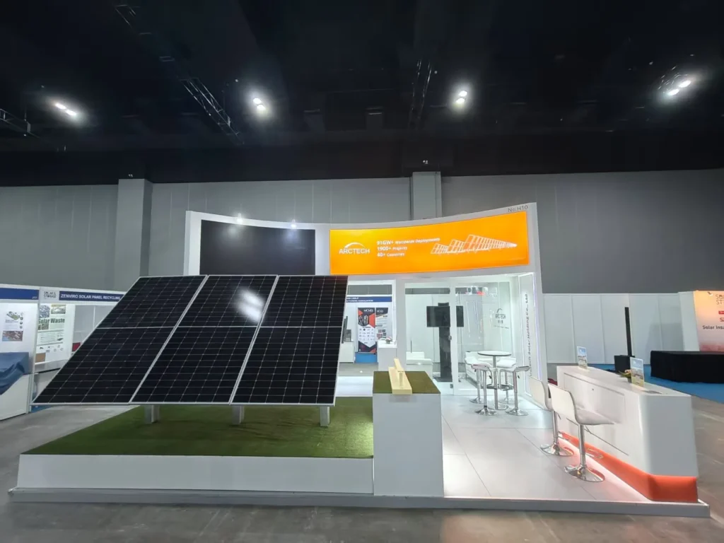 Arctech solar tracking technology display