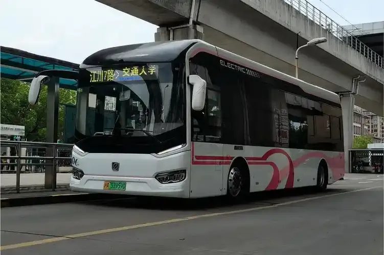 Electric city bus used in China’s smart mobility system
