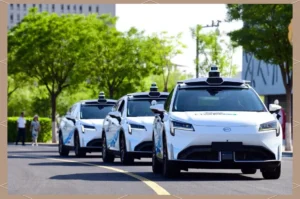 Autonomous robotaxi cars driving in a smart mobility fleet